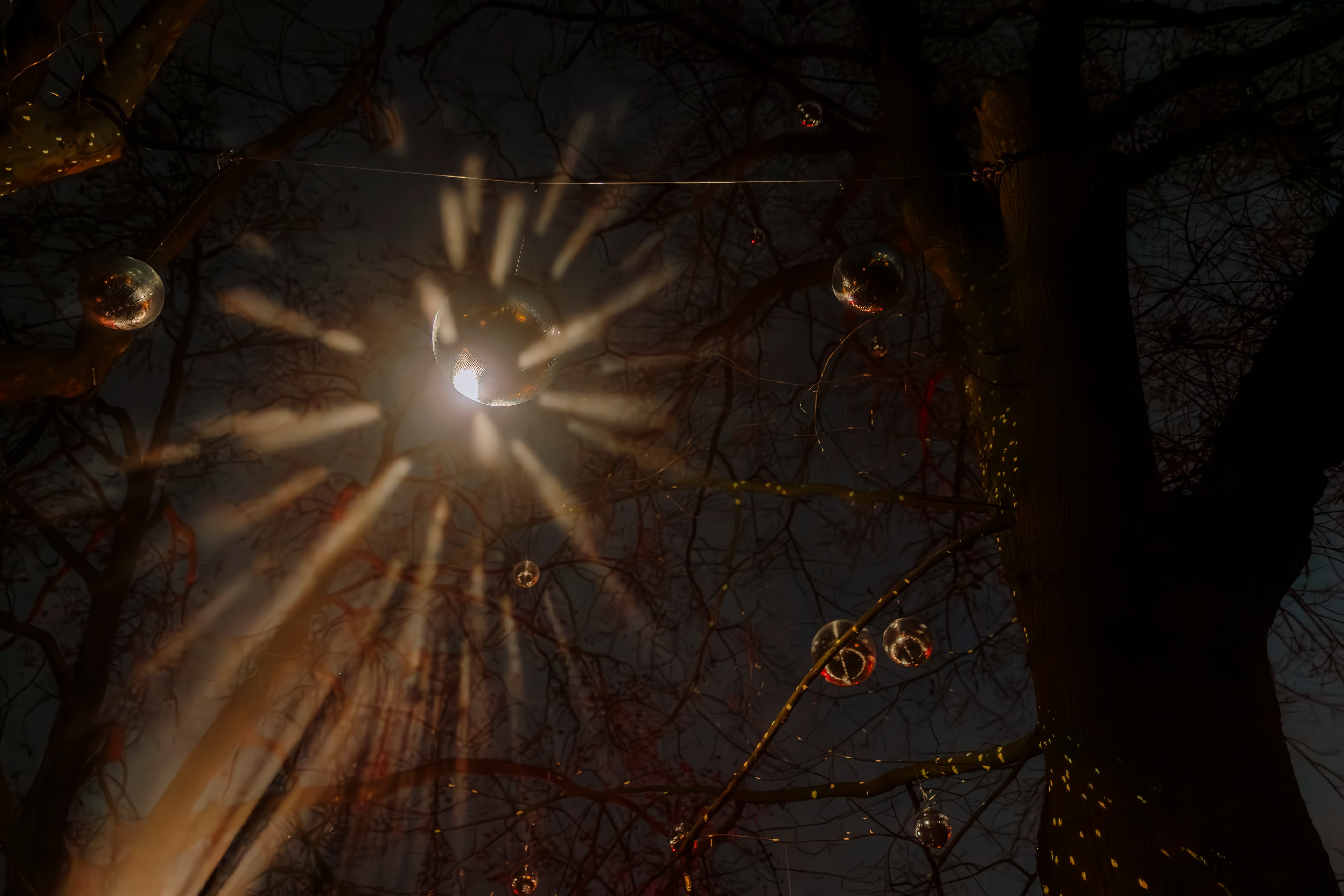 Spiegelkugel Illumination beim Winterleuchten Event